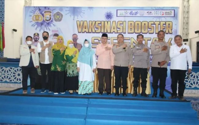Unismuh dan Polda Sulsel Sukses Vaksinasi Booster
