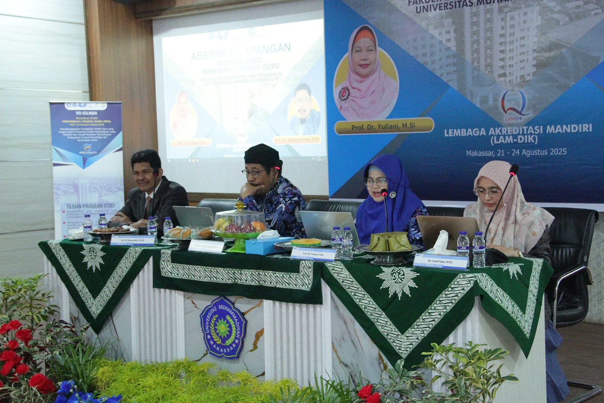 Dekan FKIP Unismuh Makassar mendampingi TIM Lamdik. Jumat, 22 Agustus 2025 (Ist)